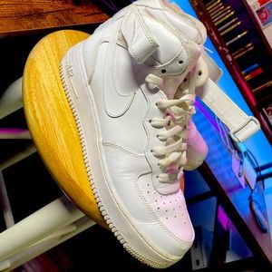 White Nike Air Force 1 Shoes hi tops